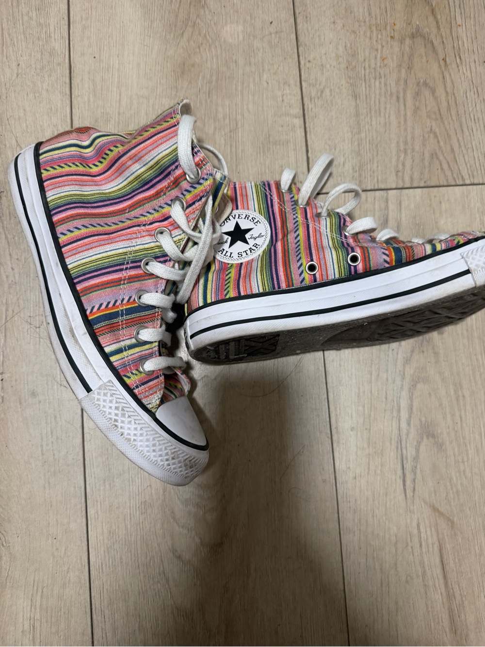 Summer Stripes Chuck Taylor All Star White/Multi/Black 168279F 6M 8W